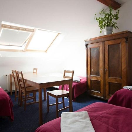 Hostel Rosemary Praha Eksteriør bilde